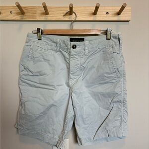 American Eagle Outfitters Men’s Light blue Flat Front Chino Shorts